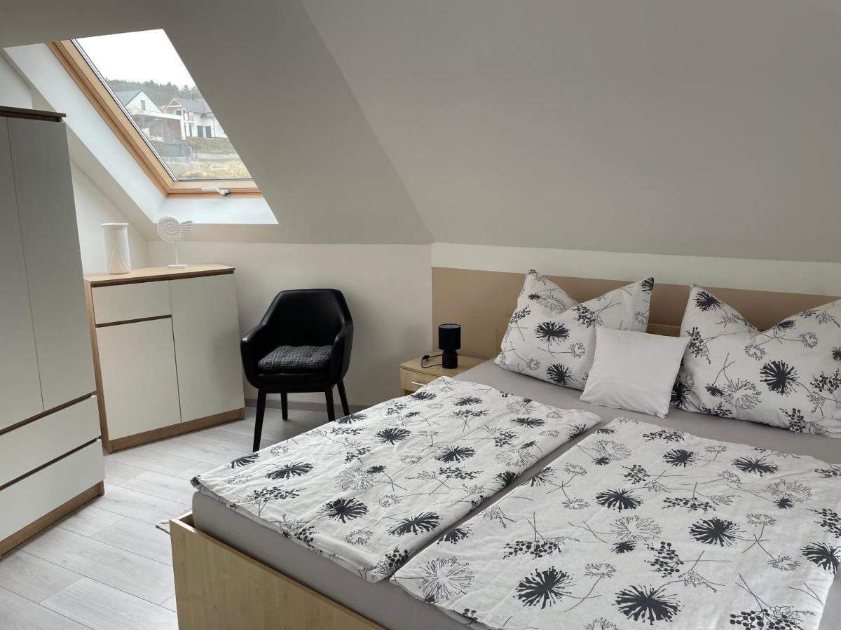 Jasmin Apartment House Вонярцвашгедь Екстер'єр фото